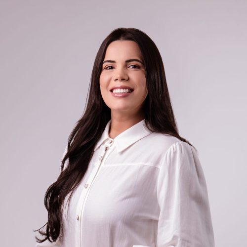 Yasmine Silva: a especialista que transforma proteção em confiança