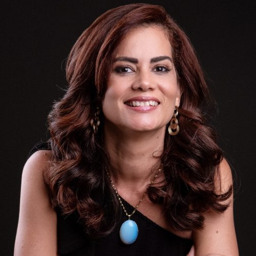 ANA DALVA SAMPAIO: uma mulher que transforma ciência em propósito.